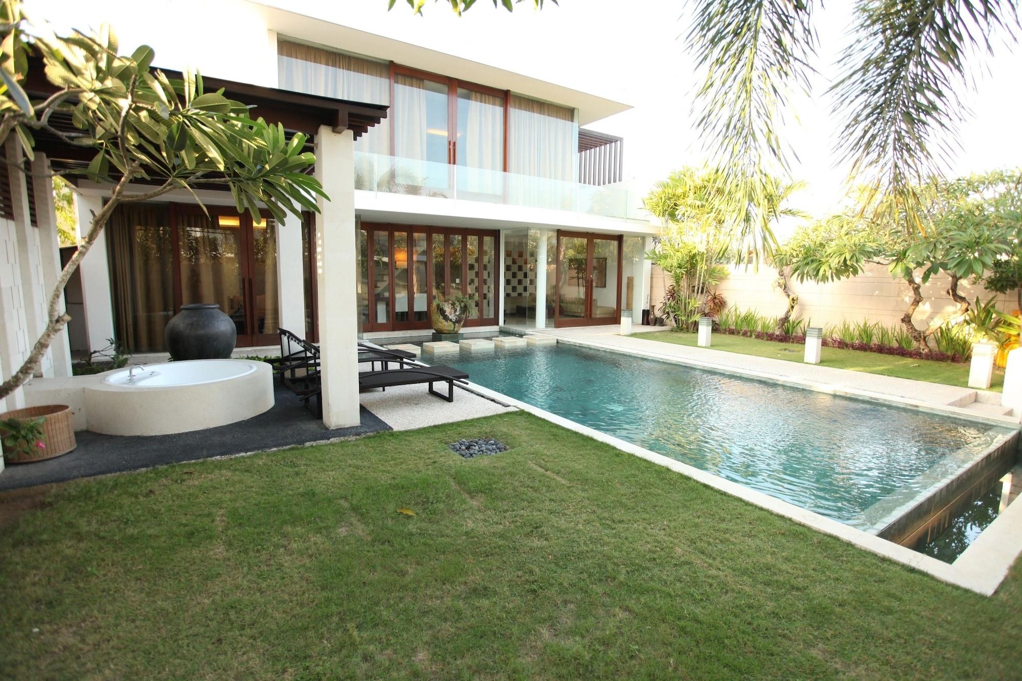 Hotel The Wangsa Benoa Nusa Dua  Zewnętrze zdjęcie