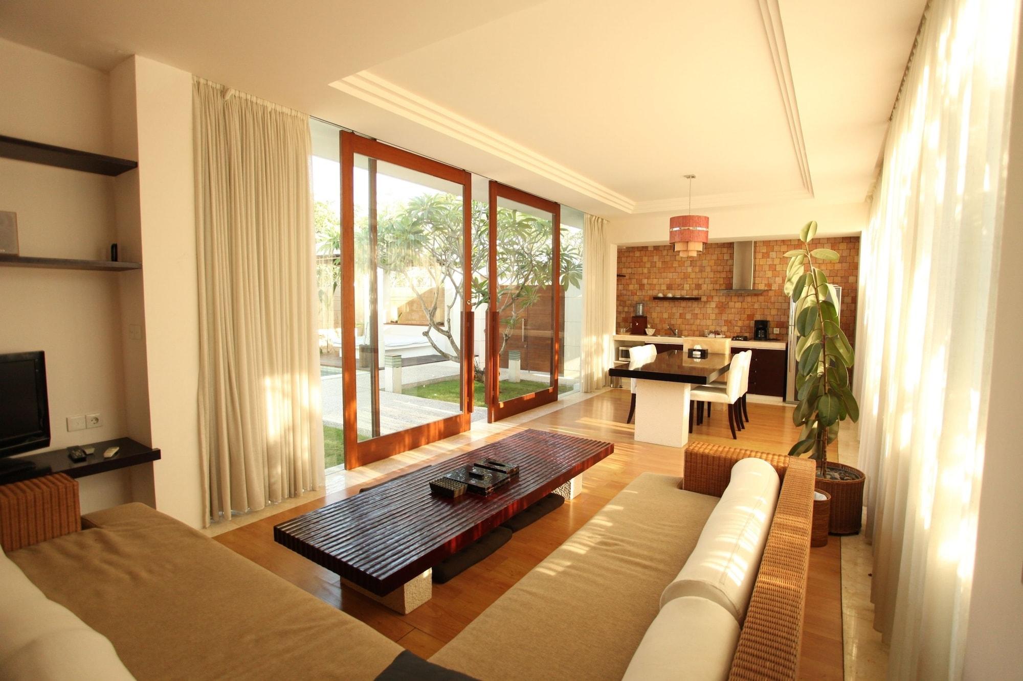 Hotel The Wangsa Benoa Nusa Dua  Zewnętrze zdjęcie