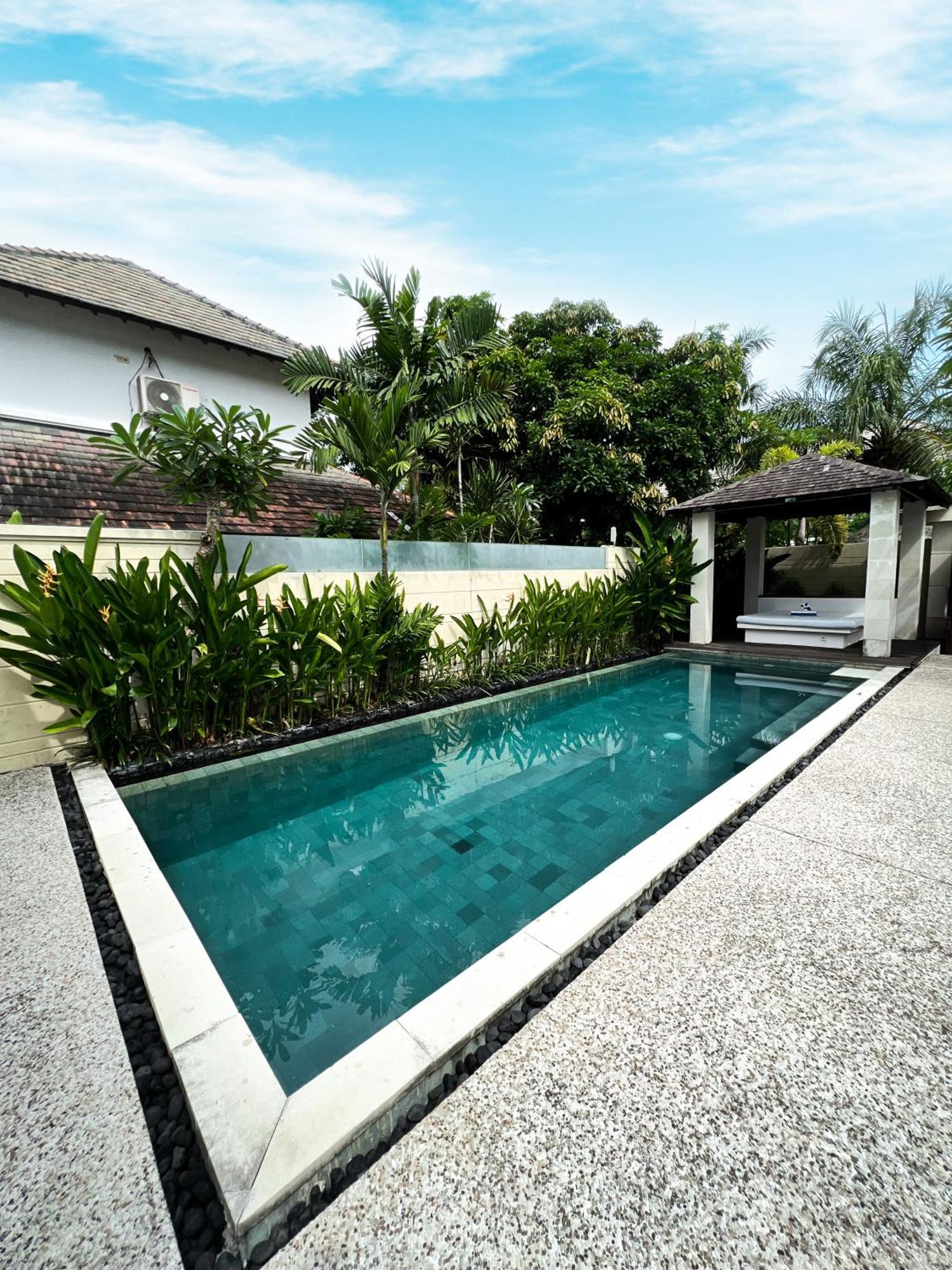 Hotel The Wangsa Benoa Nusa Dua  Zewnętrze zdjęcie
